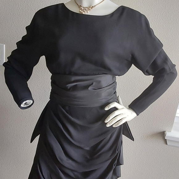 VINTAGE MOROCI BY ANTHONY MUTO TUXEDO LITTLE  BLACK DRESS SIZE 2 - Picture 5 of 10